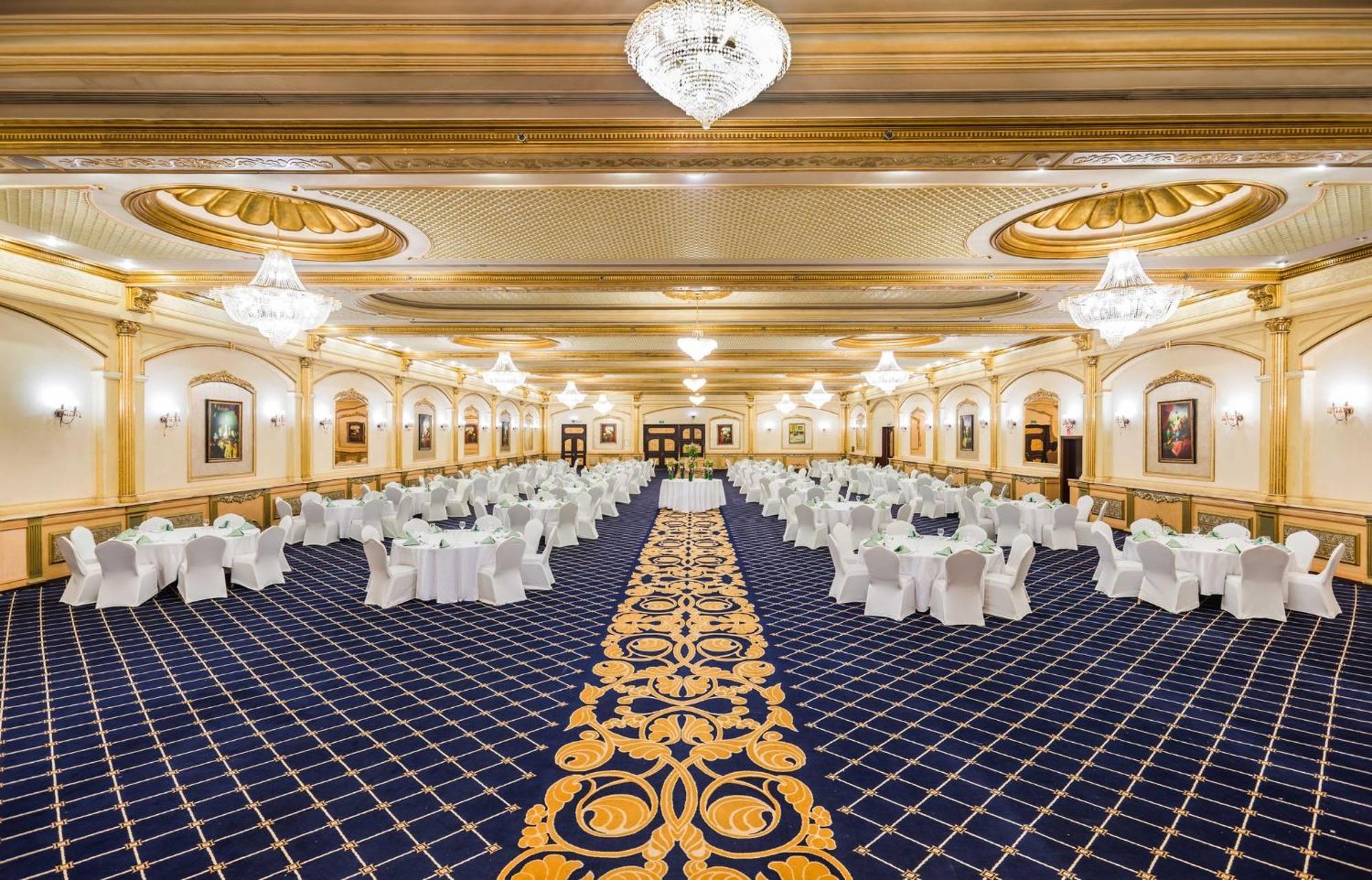 Holiday Inn Riyadh Al Qasr By Ihg Exteriör bild