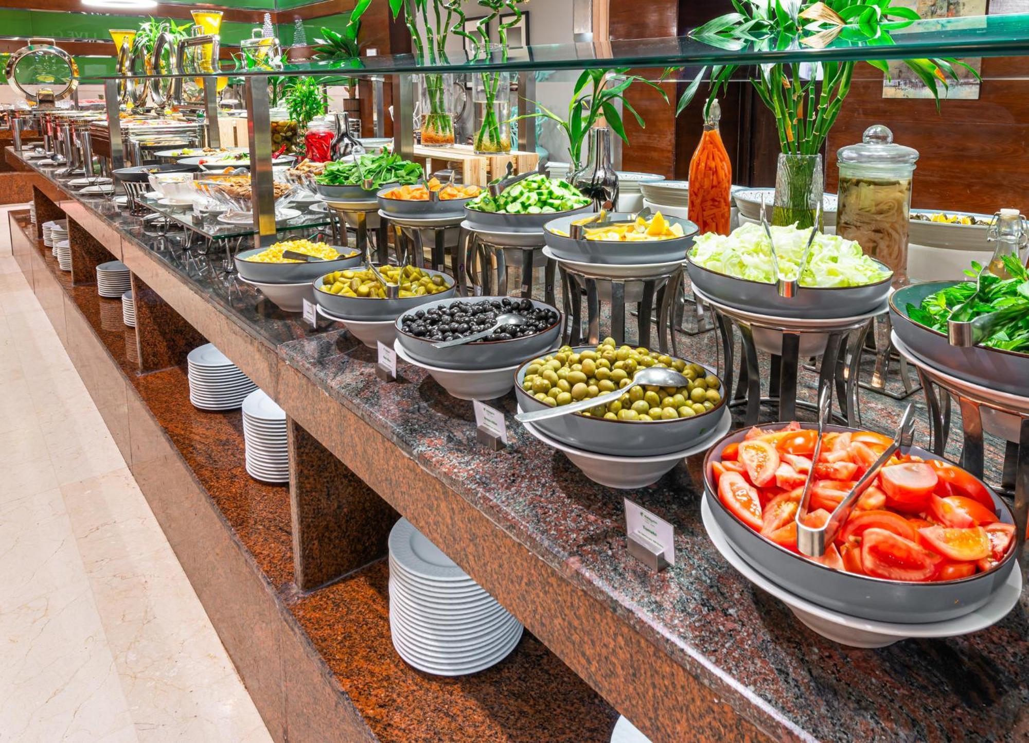 Holiday Inn Riyadh Al Qasr By Ihg Exteriör bild