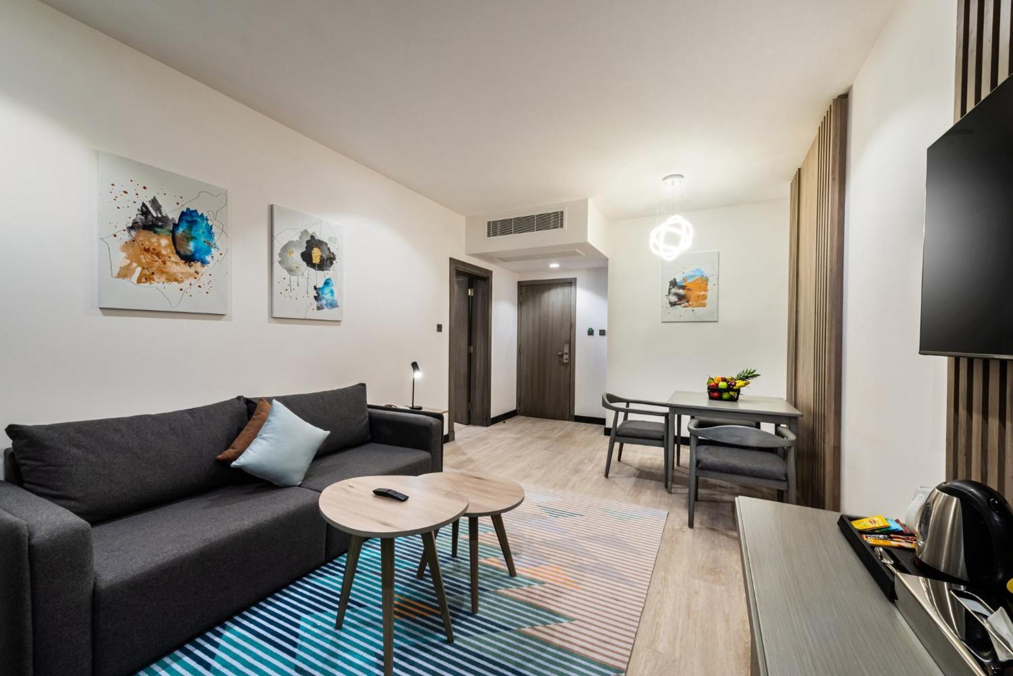 Holiday Inn Riyadh Al Qasr By Ihg Exteriör bild