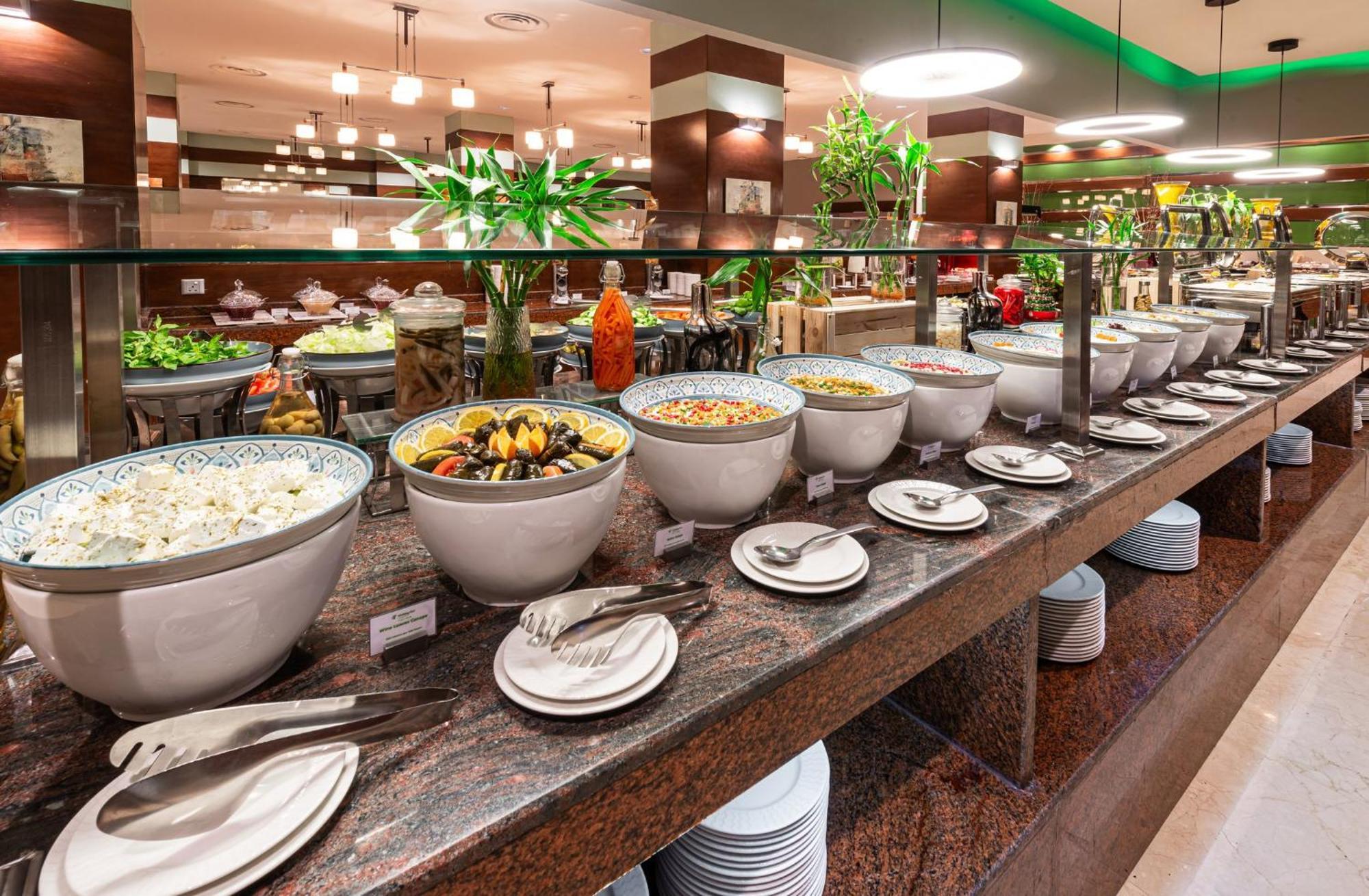 Holiday Inn Riyadh Al Qasr By Ihg Exteriör bild