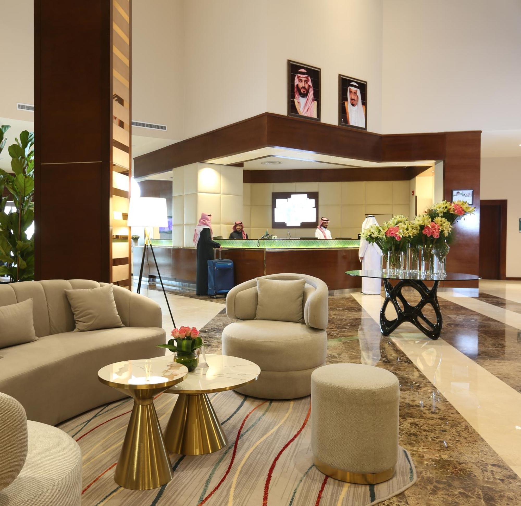 Holiday Inn Riyadh Al Qasr By Ihg Exteriör bild